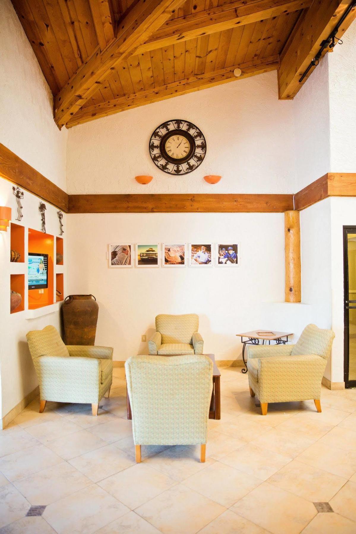 Laquinta - Arcadia Hotel 2*